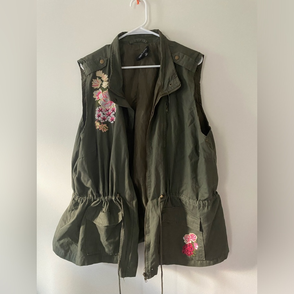 New Look vest 3X floral embroidered utility pockets army zip sleeveless jacket